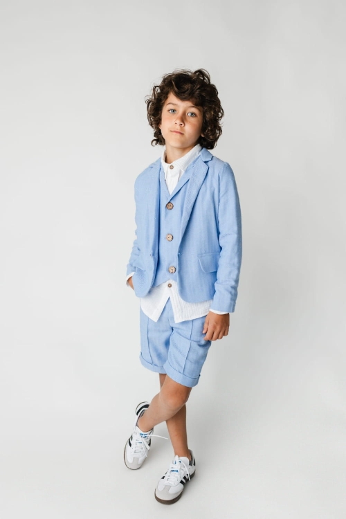 spodenki niebieskie z marynarka i kamizelka.JPG