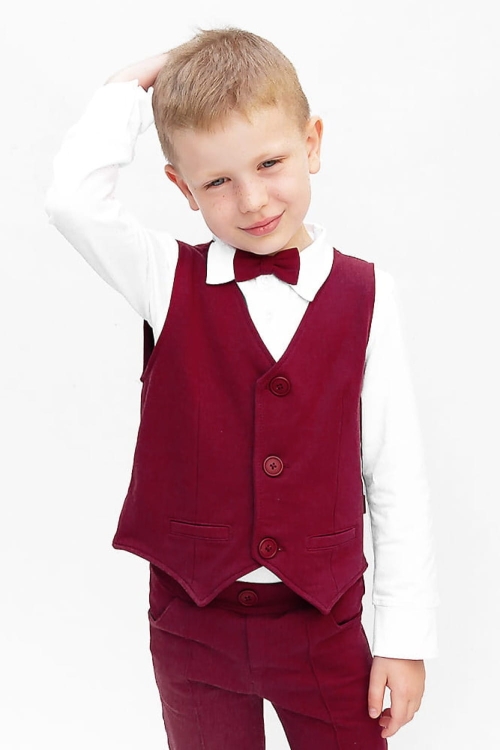 bordowa kamizelka elegancka dla chłopca.jpg