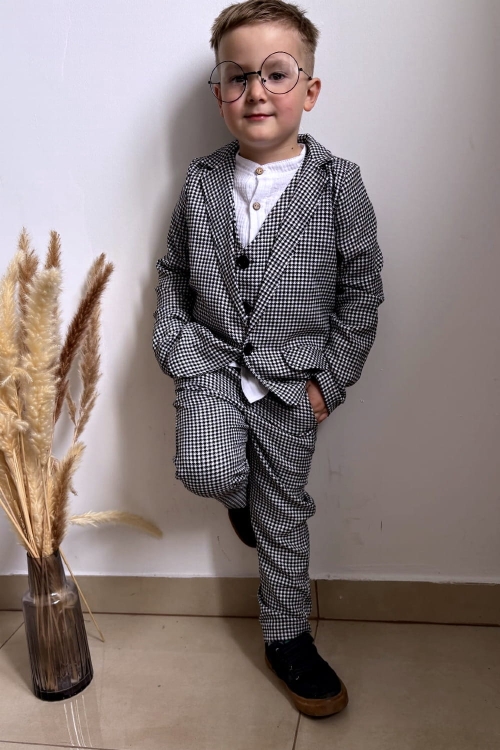 JACK czarno-biały  garnitur elegancki.jpg