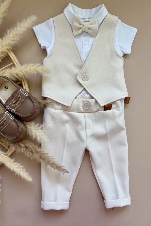 letni zestaw do chrztu beżowy dla chłopca.jpeg