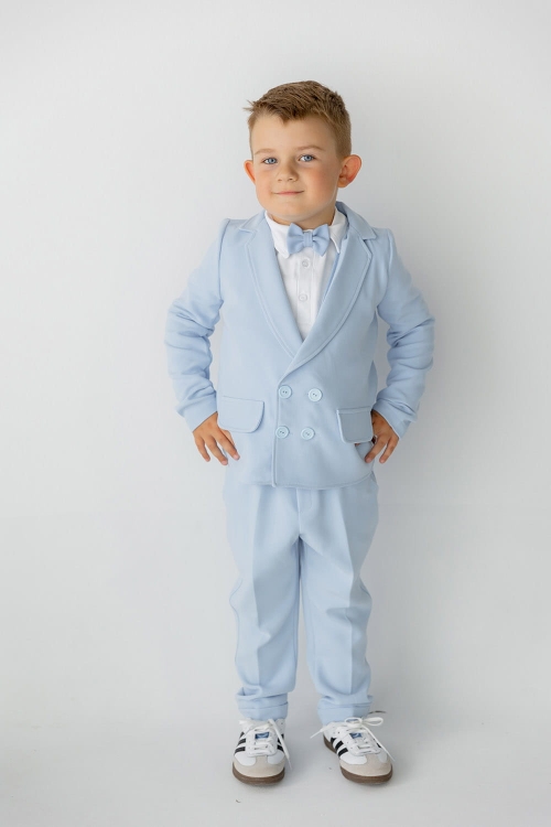 BŁĘKIT garnitur elegancki  i modny.jpg