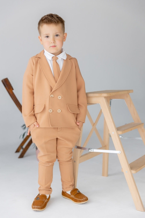 KARMEL marynarka i spodnie dla chłopca.jpg