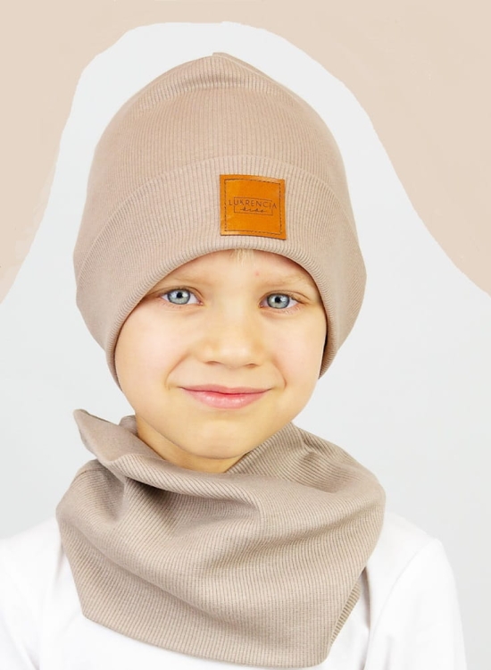 beżowa-czapka-beanie-dla-chłopca-w-zestawie-z-kominem 2.jpg
