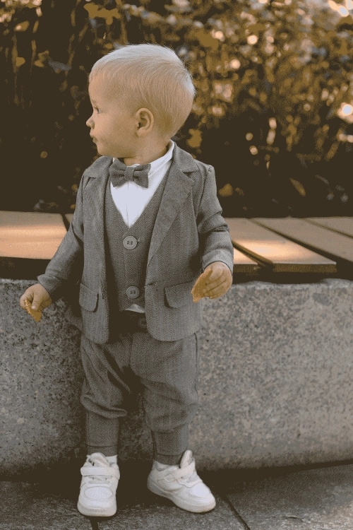 szary-garnitur-fabian-komplet-na-chrzest.png