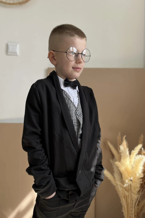 harry czarny blezer.jpg