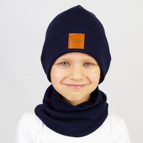 granatowa-beanie-dla-chłopca-z-wywinieciem.jpg