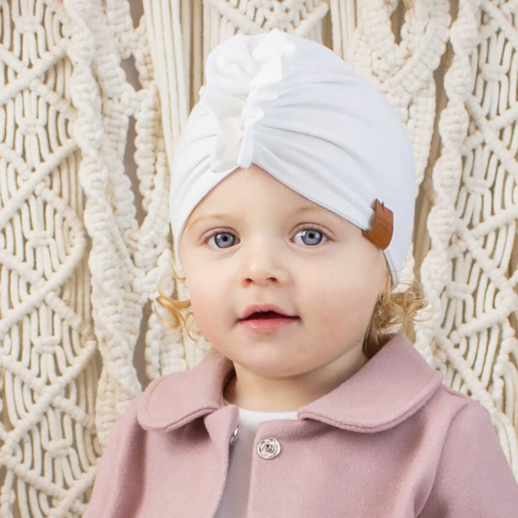 biały turban dla dziewczynki do chrztu