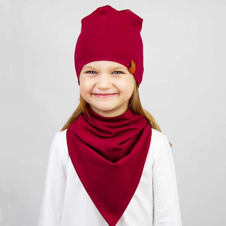 bordowa-czapka-Alex-z-komino-chusta-Andy-w-kolorze-bordowym.jpg