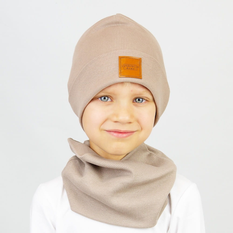 beżowa-czapka-beanie-dla-chłopca-w-zestawie-z-kominem.jpg