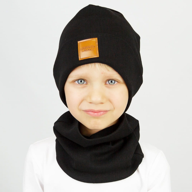 czarna-czapka-beanie-z-wywyinieciem-dla-chłopca.jpg