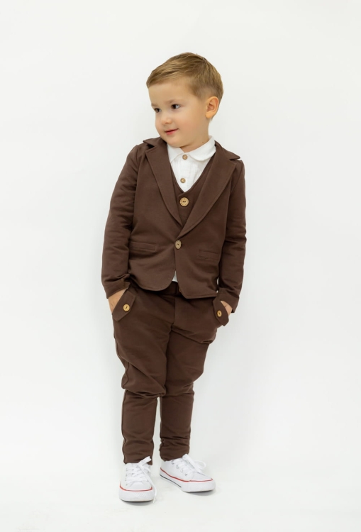 brazowy-garnitur-dla-chłopca.jpg